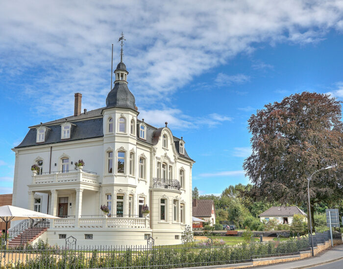 Gebäude Villa Raab