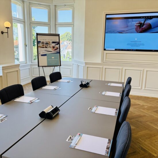 Tagungsraum Erker in der Villa Raab